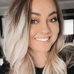 Meet your Posher, Jocelyn